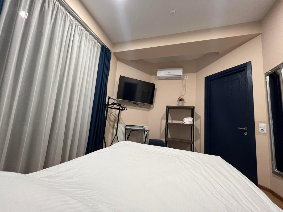 Hotel Sky Room Tbiliszi Kültér fotó