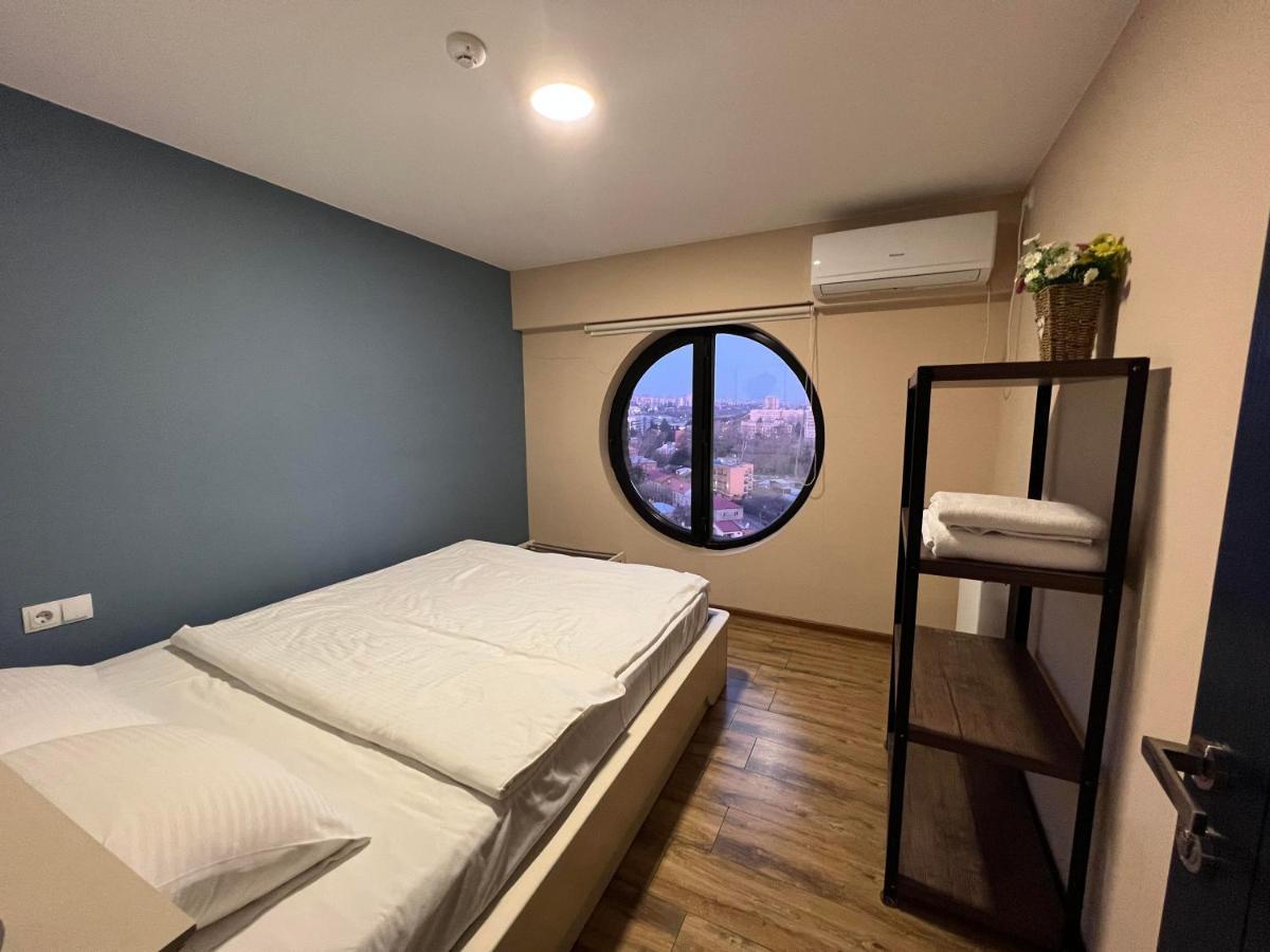 Hotel Sky Room Tbiliszi Kültér fotó