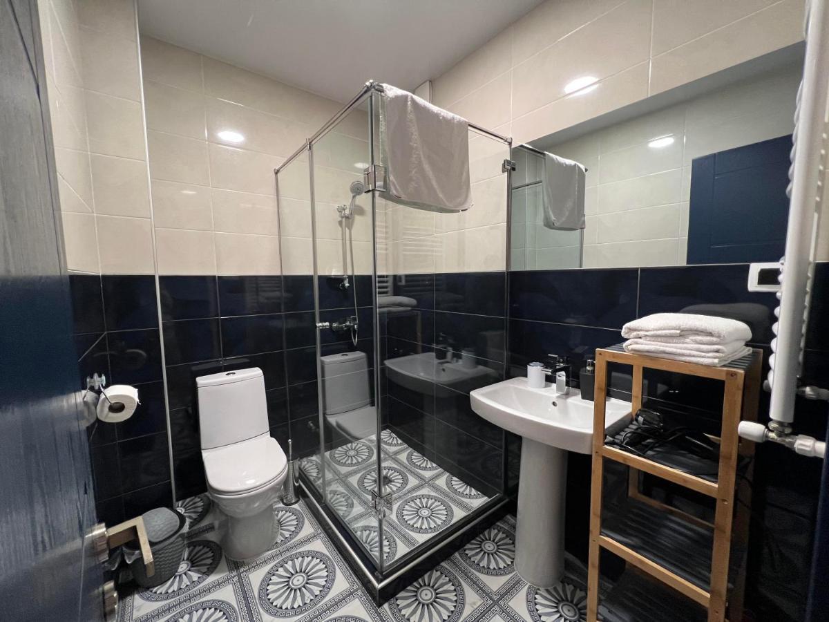 Hotel Sky Room Tbiliszi Kültér fotó